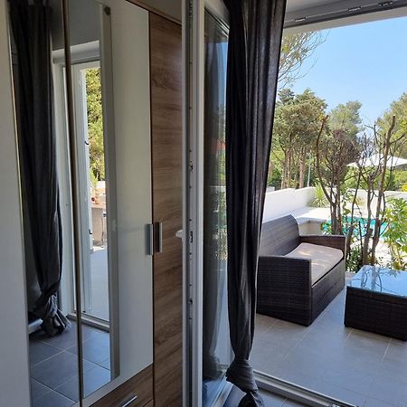 Villa Flamingo Deluxe Novalja Room photo